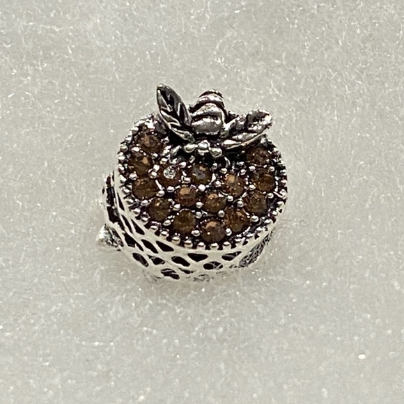NEW•Silver Bee HoneyComb DIY charm - Picture 2 of 5